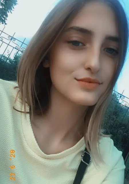 Даниэла з Черкаси, шукаю на сайті знайомства без зобов'язань