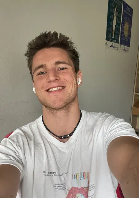 Jules из Регенсбурга, ищу на сайте приятное времяпровождение