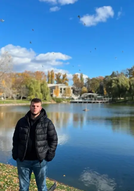 Володимир из Дрогобича, мне 22, познакомлюсь на одну ночь