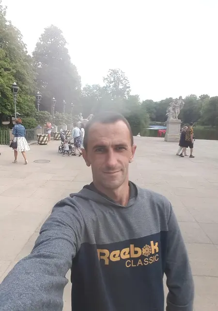 Александр из Хмельницкого, ищу на сайте знакомства на одну ночь