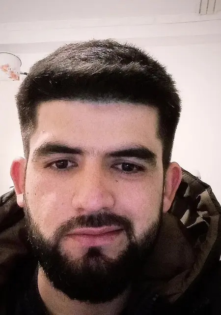 Amir из Усть-Каменогорска, мне 27, познакомлюсь на одну ночь