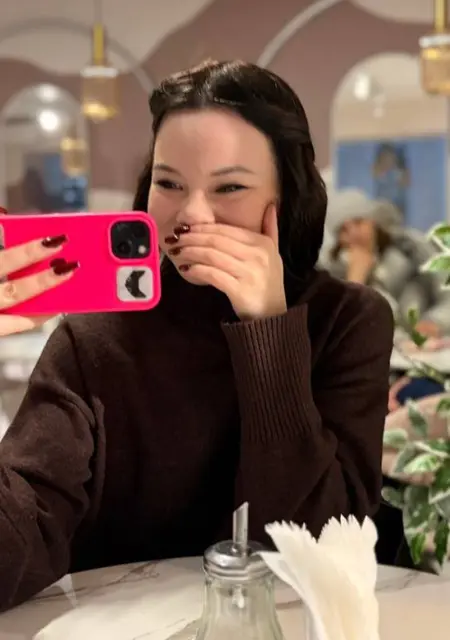 Я Ксения, 18, из Минска, ищу знакомство для постоянных отношений