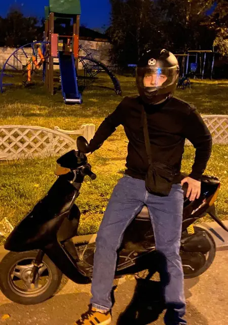 Женя из Харькова, мне 21, познакомлюсь для вирта