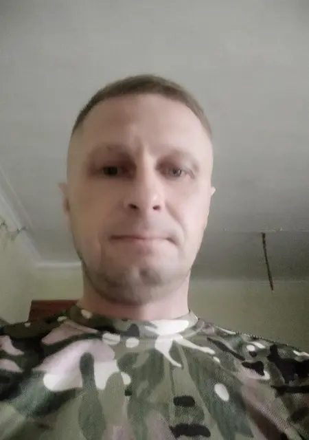 Я Евгений, 43, из Селидова, ищу знакомство для приятного времяпровождения