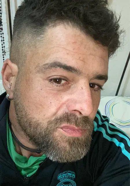 Soy Mark, 42 años, conociéndome para chatear en Madrid