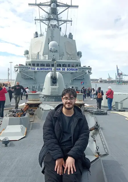 Soy Mario, 20 años, conociéndome para lío de una noche en Alicante