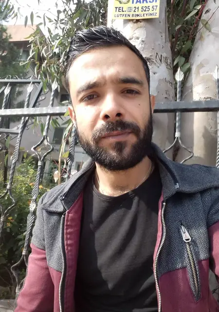 Я Ibrahim Oz, 29, из Анкары, ищу знакомства на одну ночь