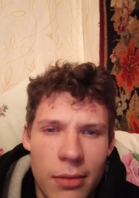Я Бодя, 20, из Могилёва, ищу знакомство для постоянных отношений