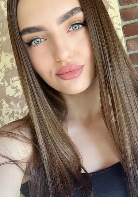 Я Ольга, 22 років з Трускавець, шукаю знайомство для постійні стосунки