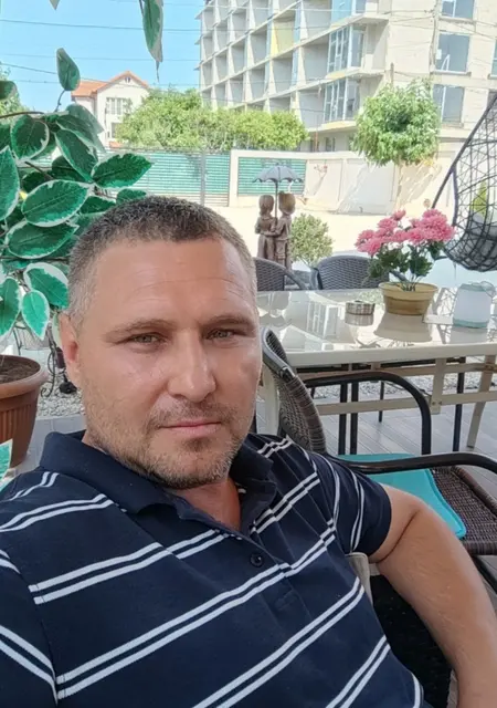 Я Евгений, 34, знакомлюсь для приятного времяпровождения в Кишинёве