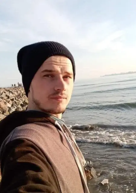 Алексей из Киева, мне 81, познакомлюсь для постоянных отношений