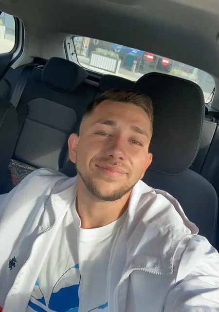 Claudiu из Бая-Маре, ищу на сайте знакомства без обязательств