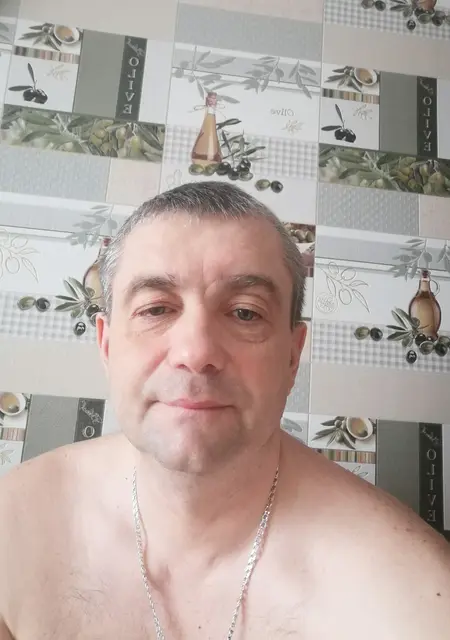 Я Дима, 52, из Бреста, ищу знакомства без обязательств