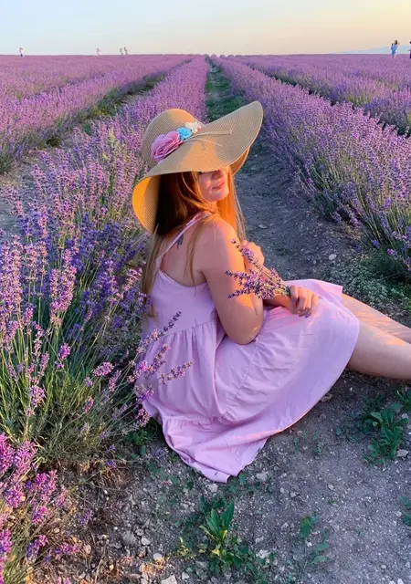 Я Виктория, 28, знакомлюсь для приятного времяпровождения в Париже