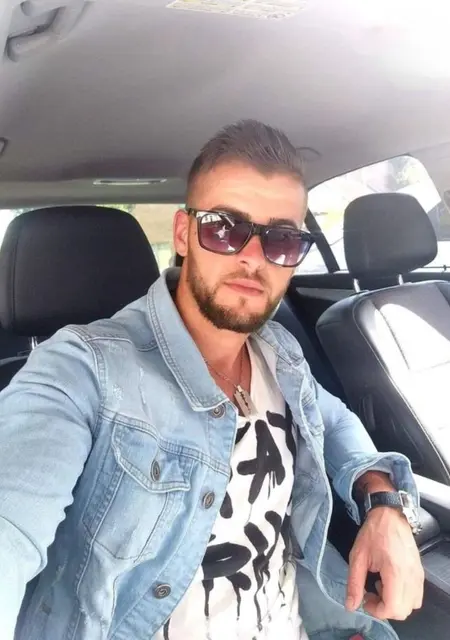 Я Cristi Petrisor, 44, знакомлюсь в Бухаресте