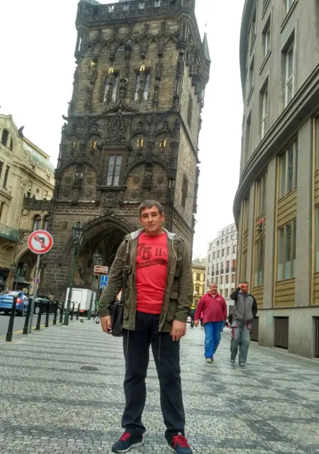 Я Роман, 56, знакомлюсь на одну ночь в Львове