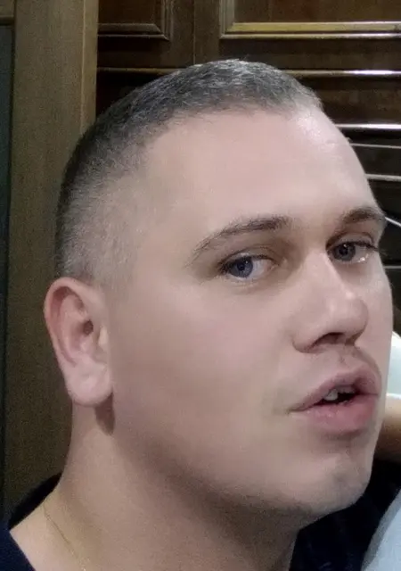 Я Максим, 37, знакомлюсь для приятного времяпровождения в Кривом Роге