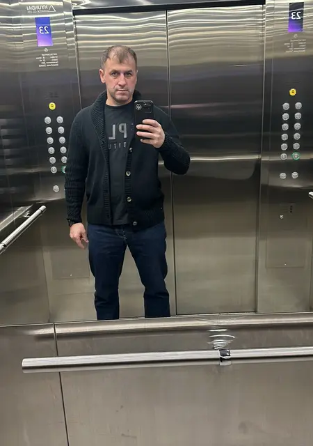 Виталий из Донецка, мне 39, познакомлюсь для общения