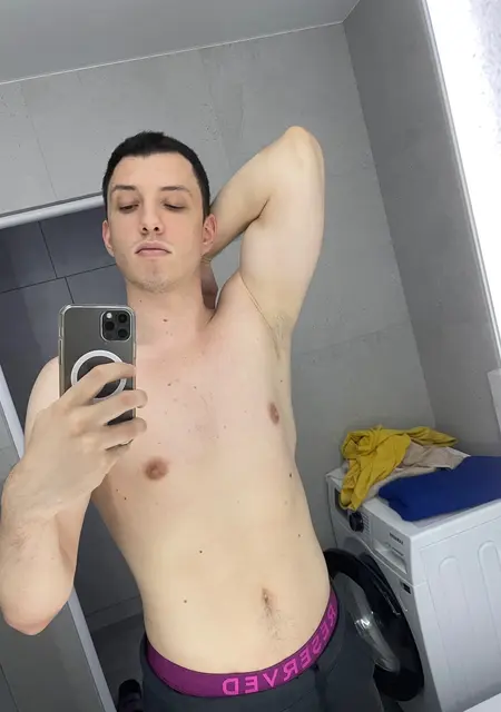 Ярослав из Кракова, мне 29, познакомлюсь для приятного времяпровождения