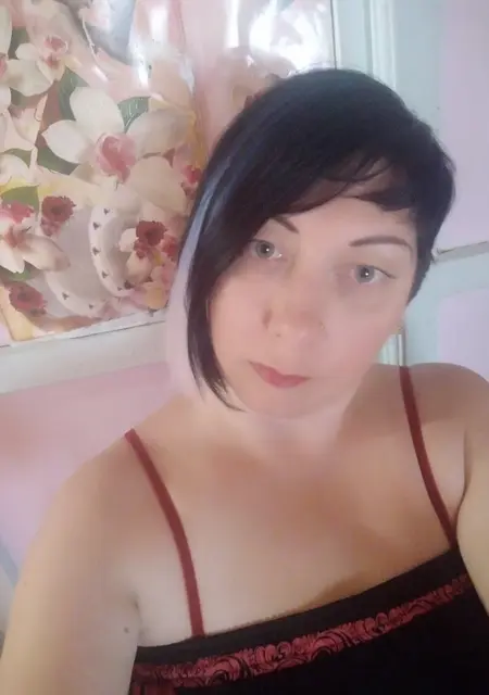 Nika з Хмельницького, шукаю на сайті знайомства на одну ніч