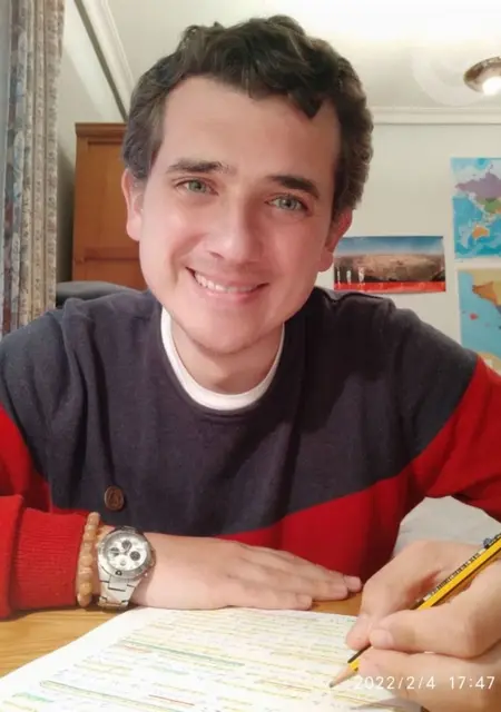 Kiaro из Мадрида, мне 35, познакомлюсь