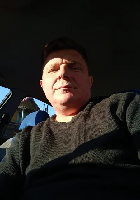 Александр из Дятлово, ищу на сайте знакомства без обязательств