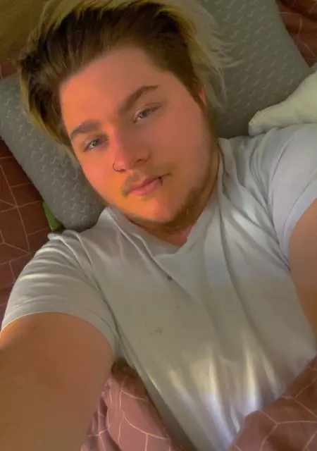 Я Leo, 22, из Бад-Киссинген, ищу знакомство для постоянных отношений