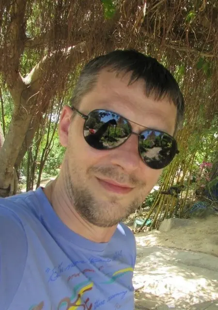 Александр из Минска, ищу на сайте знакомства на одну ночь