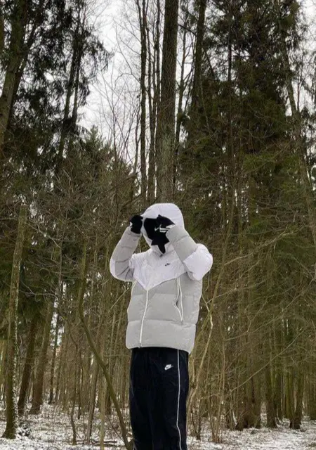 Я Денис, 19, из Хельсинки, ищу знакомство для общения