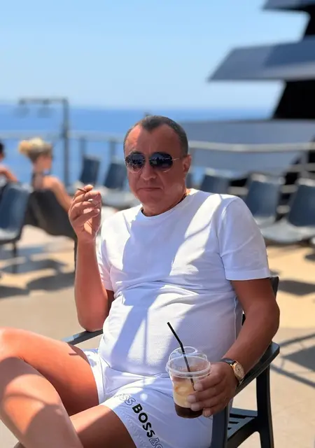 Я Александр, 37, знакомлюсь для постоянных отношений в Бангкоке