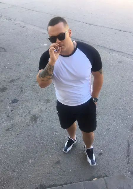 Александр из Усть-Каменогорска, мне 34, познакомлюсь на одну ночь