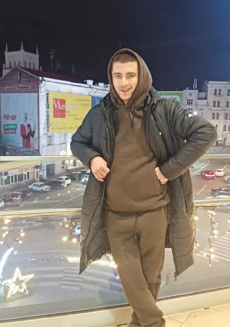 Александр из Ковеля, мне 29, познакомлюсь для дружбы