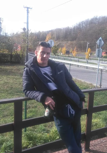 Я Дима, 39, знакомлюсь без обязательств в Павлограде