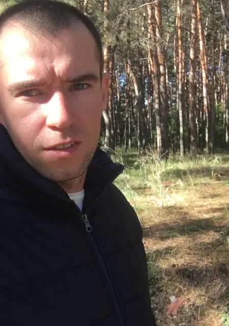 Саша из Каменского, ищу на сайте знакомства на одну ночь