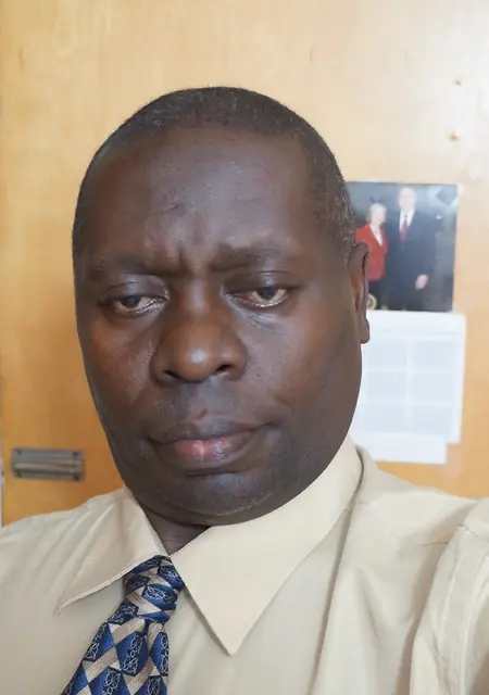 Phil из Алматы, мне 61, познакомлюсь без обязательств