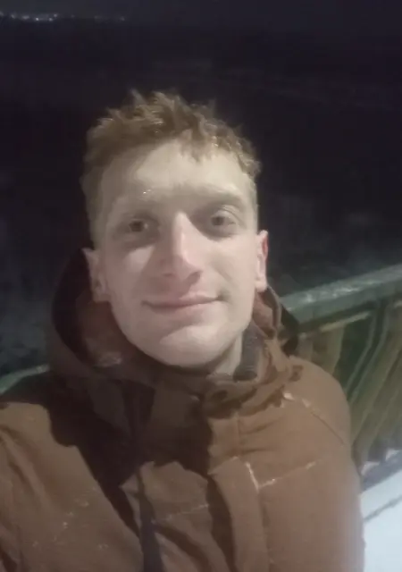 Я Евгений, 26, знакомлюсь без обязательств в Могилёве