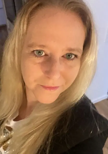 Я Francesca, 41, знакомлюсь в Стокгольме