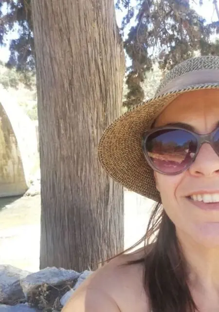 Incua из Афин, мне 44, познакомлюсь для совместных путешествий