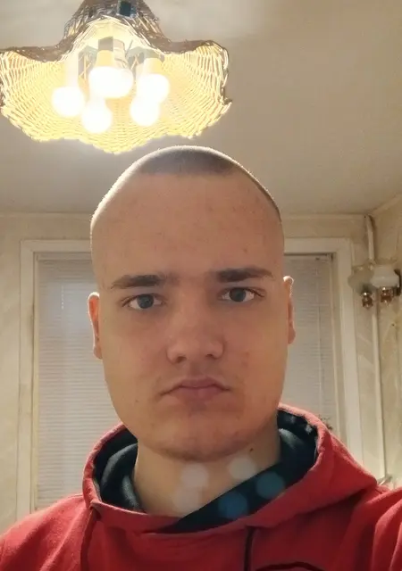 Тимофей из Могилёва, мне 19, познакомлюсь для вирта