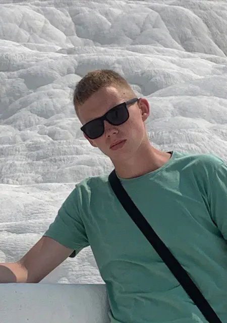 Я Max, 21 років, знайомлюсь для вірт у Хмільник