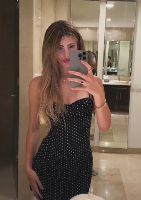 Alex из Парижа, мне 25, познакомлюсь для вирта