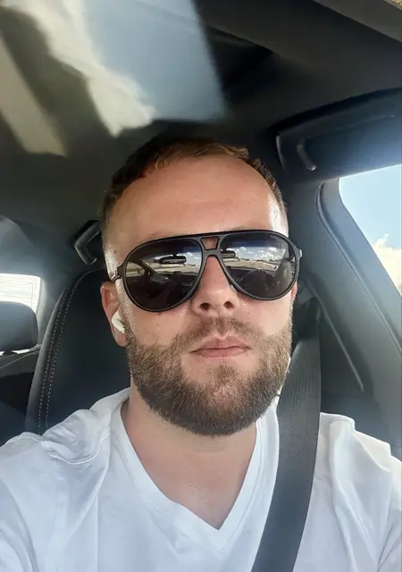 Я Максим, 36, знакомлюсь для открытые отношения в Минске