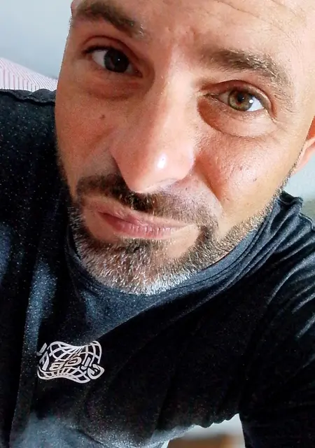 Toni de Roquetas de Mar, tengo 36 años, listo para conocer para hacer nuevos amigos