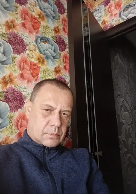 Я Serg, 50, из Минска, ищу знакомства без обязательств