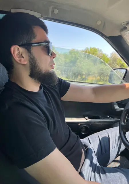 Ali из Мариуполя, ищу на сайте знакомства без обязательств