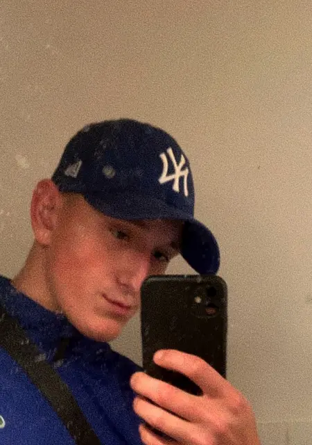 Я Moderated, 20, из Билефельда, ищу знакомство для приятного времяпровождения