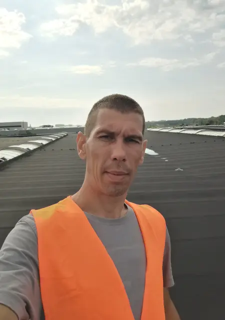 Denis из Людвигсбурга, ищу на сайте знакомства без обязательств