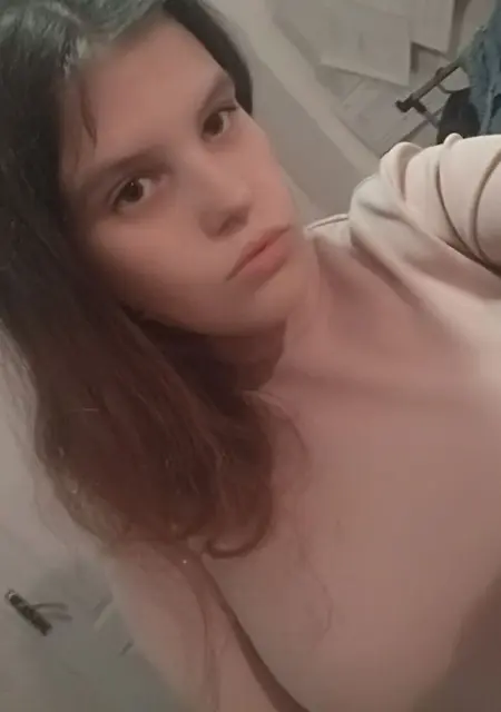 Олександра из Днепра, мне 21, познакомлюсь на одну ночь