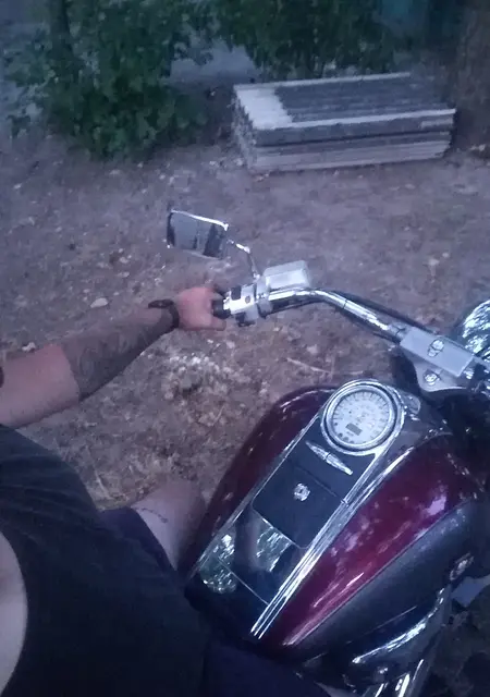 Я Илья, 29, знакомлюсь без обязательств в Гомеле