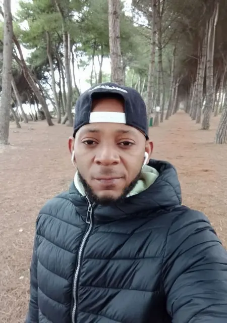 Я Andy Perea, 31, знакомлюсь в Риме